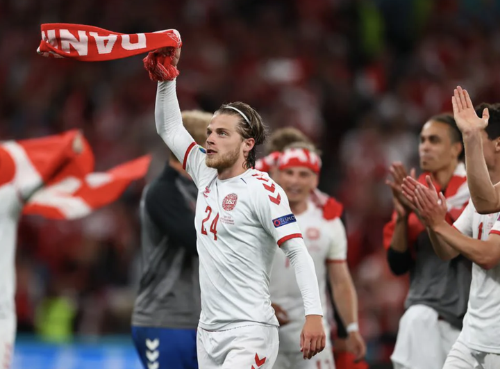 Ngược dòng ngoạn mục vượt vòng bảng, Đan Mạch giữ trọn lời hứa với Eriksen - 3