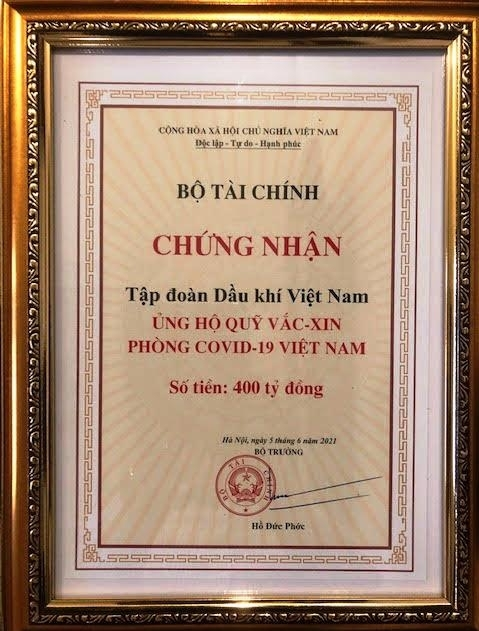 Petrovietnam chuyển 400 tỷ đồng đến Quỹ vaccine phòng, chống COVID-19 - 2