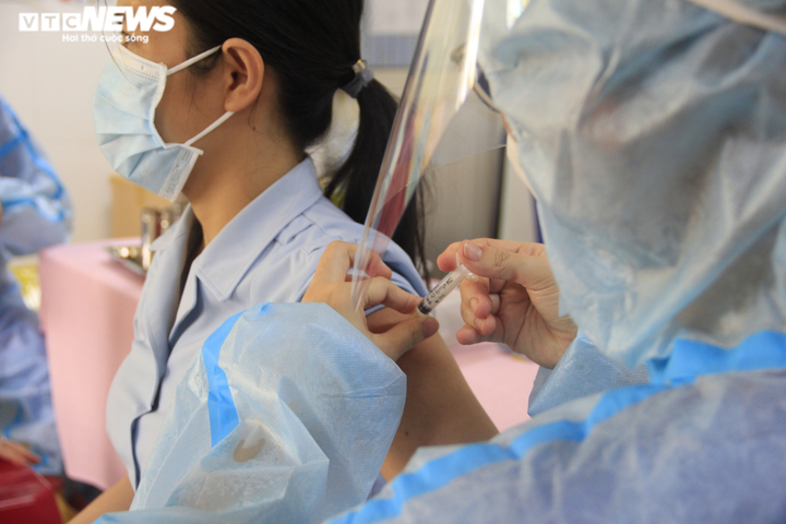 Ngày mai Thành uỷ TP.HCM xem xét định hướng cho giai đoạn chống dịch tiếp theo - 3