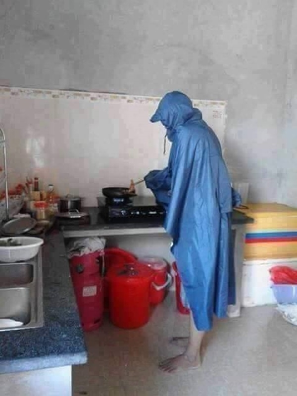 Giật mình trước các 'tuyệt chiêu phòng thủ' của đấng mày râu khi vào bếp - 7