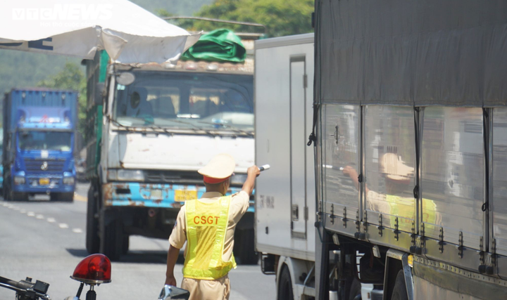 Đà Nẵng không tiếp nhận phương tiện vận tải từ các địa phương có ca mắc COVID-19 - 1