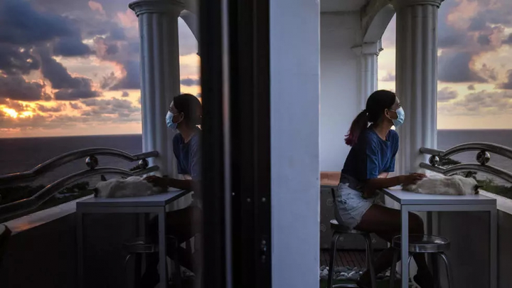 Trào lưu rời thủ đô, ở resort và làm việc từ xa tại Philippines - 1