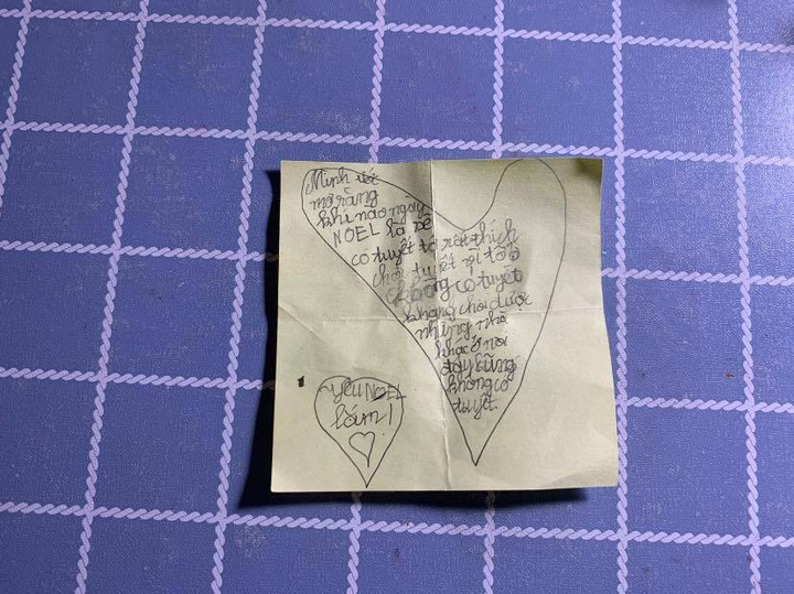 Tan chảy với tâm sự nằm trong hộp ước mơ của cô bé: Mình mơ ước giúp người nghèo - 3