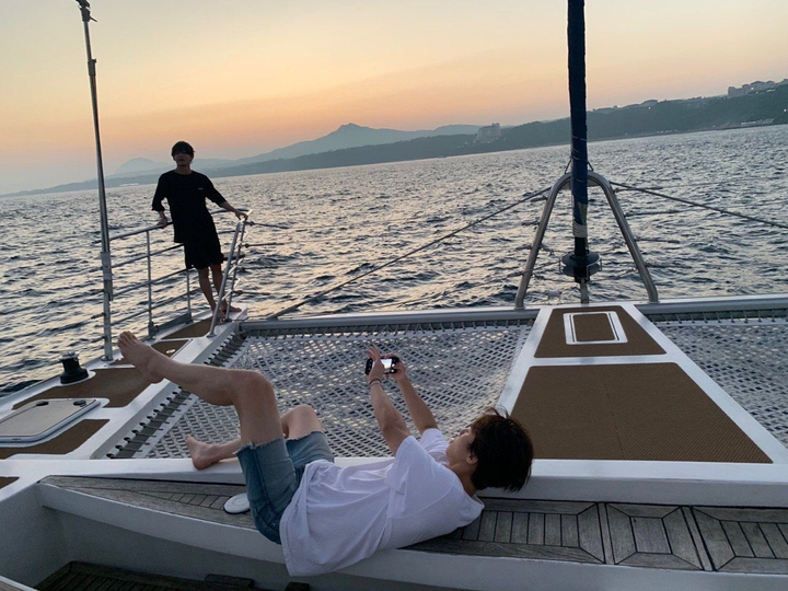 Hội bạn thân của Park Seo Joon: Điểm danh toàn mỹ nam nổi tiếng cả thế giới - 5