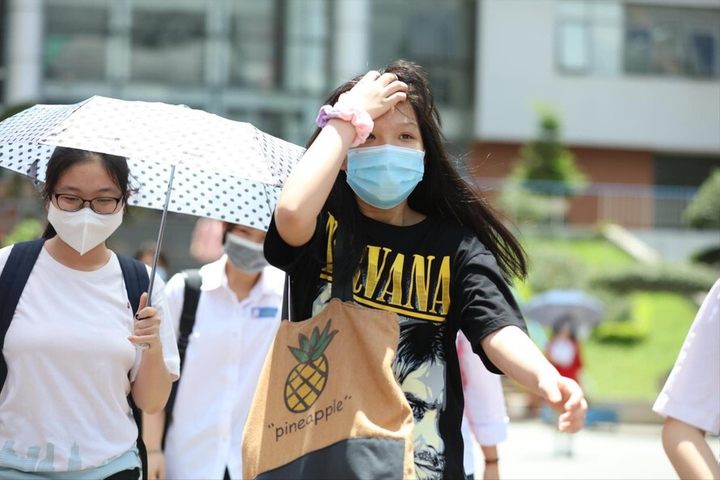 Trượt lớp 10 trường công Hà Nội, học sinh còn cơ hội học tập nào? - 1