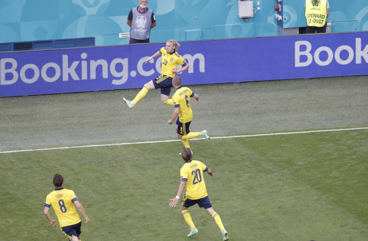 Trực tiếp bóng đá Thụy Điển vs Ba Lan EURO 2020 - 10