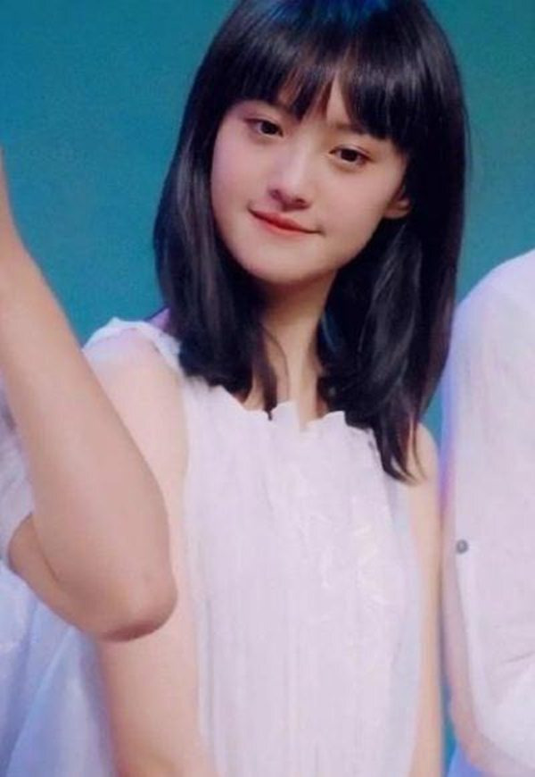 Bị tẩy chay, Trịnh Sảng vẫn làm náo động mạng xã hội với bức ảnh năm 18 tuổi - 5