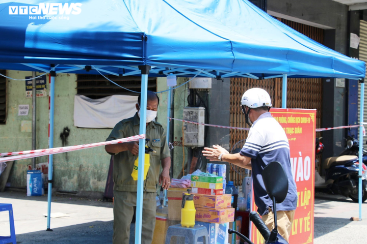 Đà Nẵng thêm 20 ca mắc COVID-19 - 1