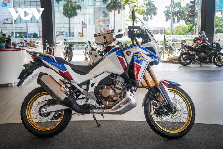 Cận cảnh Honda Africa Twin Adventure Sport giá gần 700 triệu đồng - 3