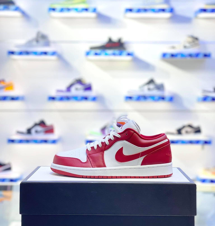 Thỏa sức chọn nhiều mẫu giày sneaker tại cửa hàng Nguyễn Minh - 4