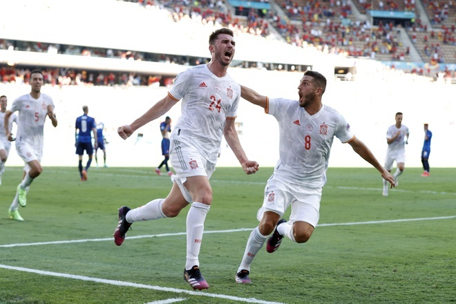 Trực tiếp bóng đá Slovakia vs Tây Ban Nha EURO 2020 - 4