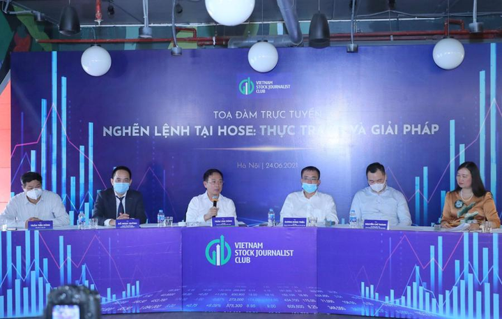 Hệ thống HoSE mới sắp vận hành, ông Lê Hải Trà: 'Cho chúng tôi nợ 1 ngày cụ thể' - 2