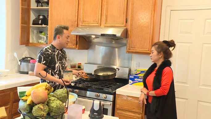 Hàn Thái Tú trắng tay ở Mỹ, khao khát trở về quê hương - Ảnh 3. Hàn Thái Tú trắng tay ở Mỹ, muốn về Việt Nam - 3