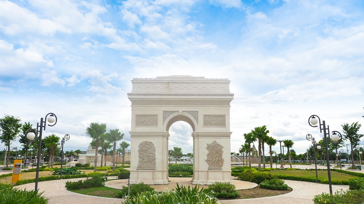 Cát Tường Phú Hưng: Thành phố trong lòng thành phố - 2