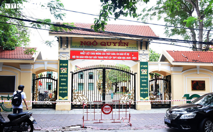 Chủ tịch quận ở Hải Phòng nhận trách nhiệm chưa sâu sát chống dịch COVID-19 - 1