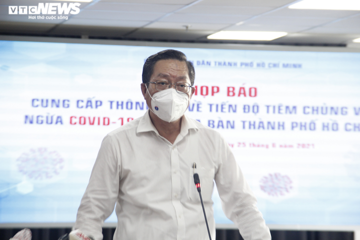 TP.HCM sẽ hoàn tất tiêm 800.000 liều vaccine trong hôm nay và ngày mai - 1