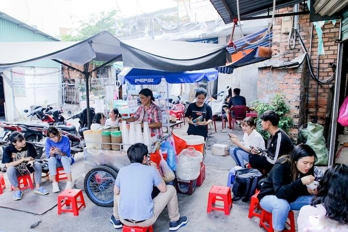 Gánh tàu hũ hơn 20 năm của người mẹ đơn thân giữa Làng Đại học - 3