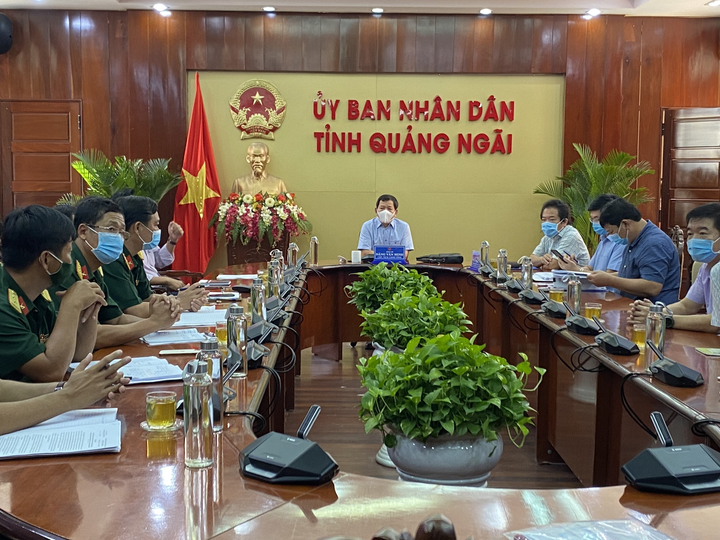 Có 5 ca dương tính SARS-CoV-2, Quảng Ngãi họp khẩn - 1