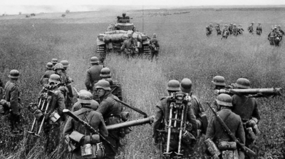 Vì sao Điện Kremlin không tin Đức sẽ tấn công Liên Xô vào mùa hè năm 1941? - 1