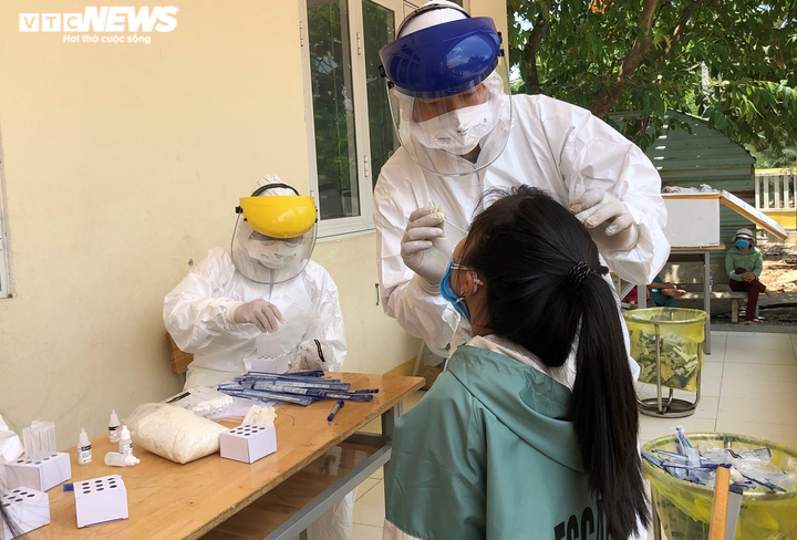 Quảng Ngãi: Thêm 9 ca dương tính SARS-CoV-2 tại khu vực cách ly xã hội - 1