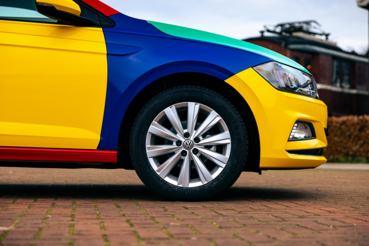 Volkswagen Polo xuất hiện với bộ áo Harlequin đầy sắc màu - 7