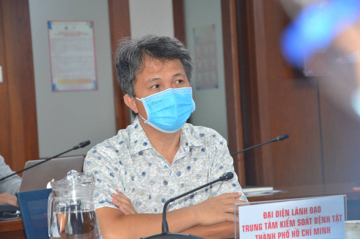 Vì sao TP.HCM triển khai nhiều biện pháp phòng dịch nhưng ca nhiễm vẫn tăng cao? - 1