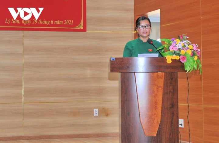 Huyện đảo Lý Sơn lần đầu tiên có nữ chủ tịch - 1