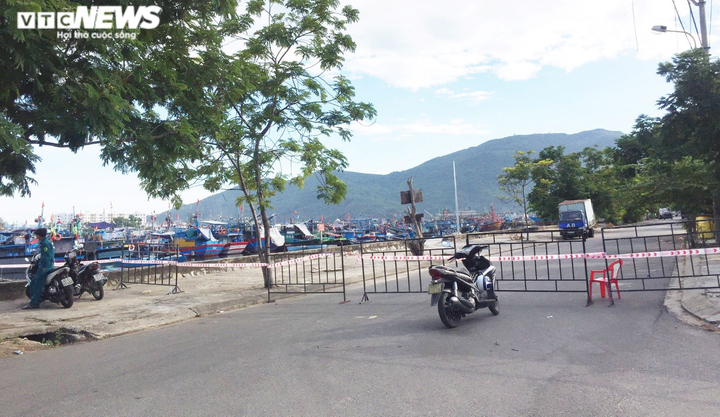 Đà Nẵng khẩn tìm người liên quan 5 ca dương tính SARS-CoV-2 ở Quảng Ngãi - 1