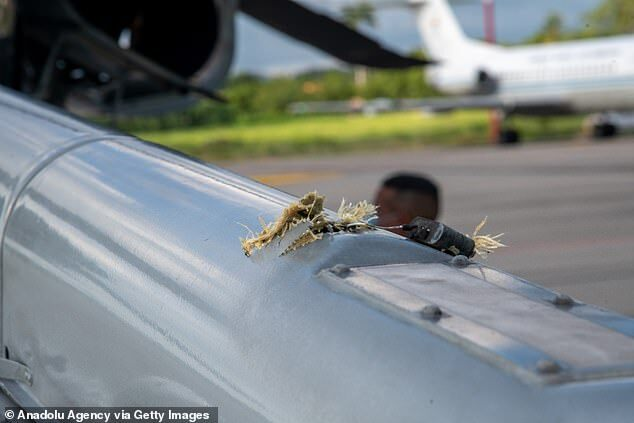 Trực thăng chở Tổng thống Colombia bị bắn - 2