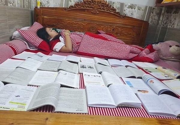 'Ngã ngửa' với các phương pháp ôn tập bá đạo của học sinh khi cận kề ngày thi - 6