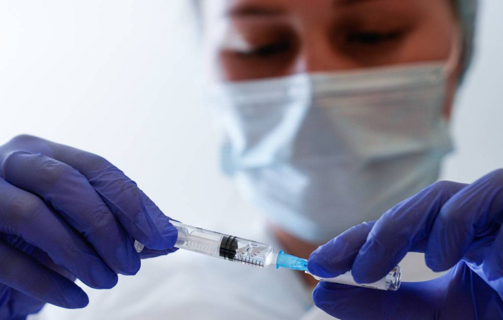 Nga đăng ký thêm vaccine COVID-19 - 1