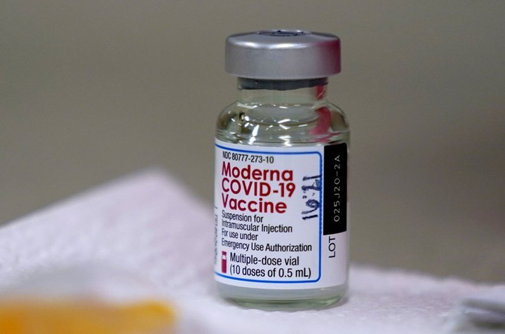 Bộ Y tế phê duyệt có điều kiện vaccine COVID-19 Moderna - 1