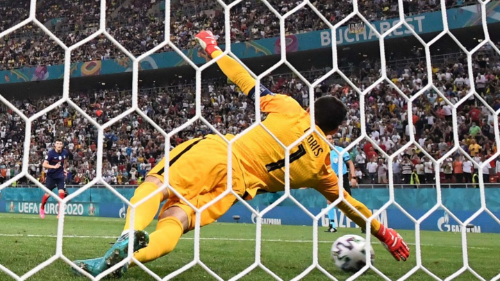 Vòng 1/8 'điên rồ', EURO 2020 hấp dẫn khó tin - 4