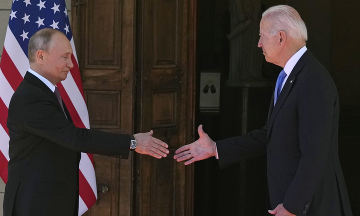 Điện Kremlin: Quá sớm để nói quan hệ Nga - Mỹ 'tan băng' - 1