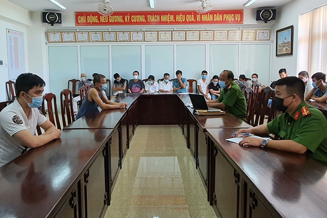 Liên tiếp các đường dây cá độ bóng đá bị xóa sổ - 1