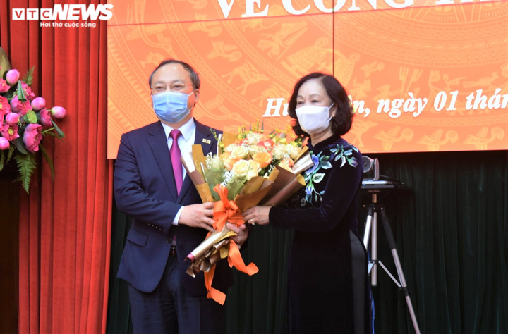 Phó Ban Kinh tế Trung ương được điều động làm Bí thư Tỉnh ủy Hưng Yên - 3