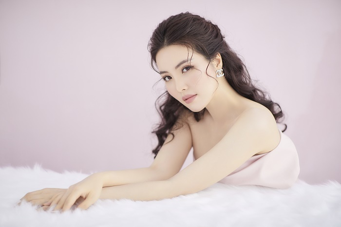 Á hậu Thụy Vân: 'Tôi từng rơi nước mắt tự hỏi sao mình chọn sự vất vả' - 4