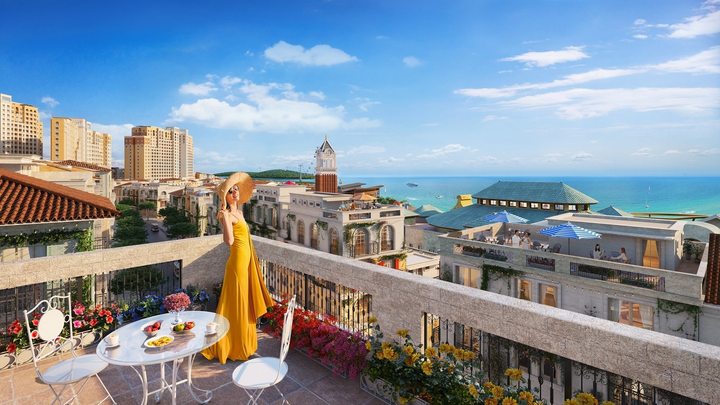 Để 'sở hữu' hệ sinh thái, nhà đầu tư đua rót tiền vào 'thị trấn Địa Trung Hải' - 2