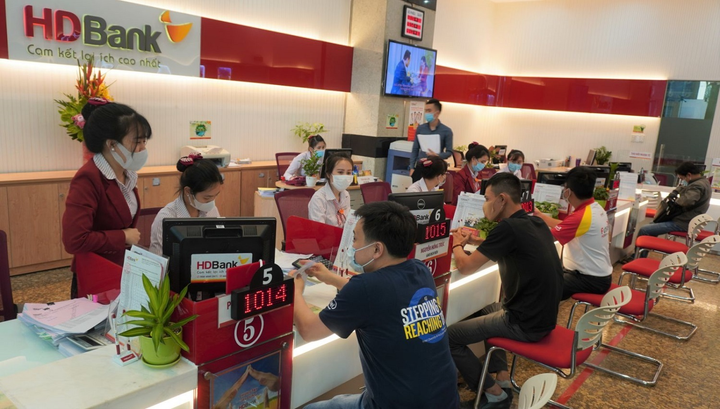 ADB nâng hạn mức tài trợ thương mại cho HDBank lên 125 triệu USD - 2