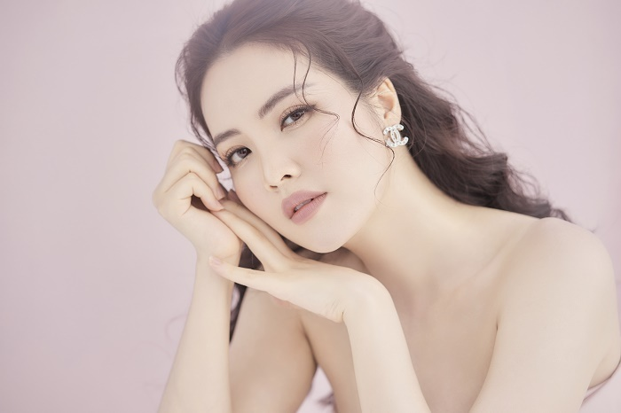 Á hậu Thụy Vân: 'Tôi từng rơi nước mắt tự hỏi sao mình chọn sự vất vả' - 6