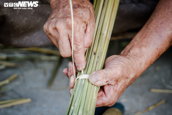 Ảnh: Làng nghề trăm năm tuổi ở Hà Tĩnh sống khỏe giữa mùa dịch COVID-19 - 7