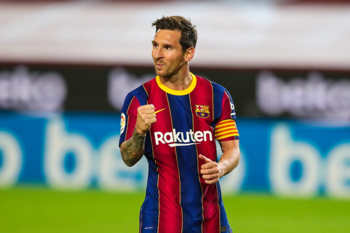 Messi giảm lương kỷ lục, ở lại Barca thêm 5 năm - 2