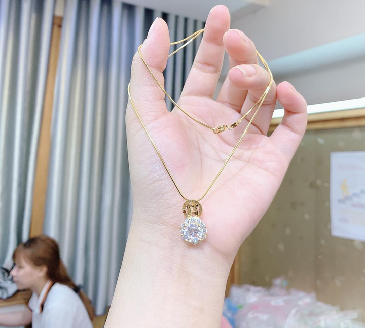 Trang sức Thu Dương: 'Thiên đường' phụ kiện trang sức nổi tiếng Hà Nội - 1