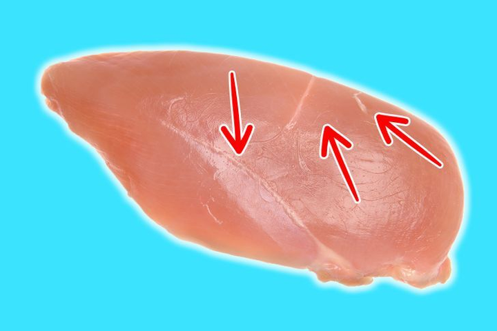 Thịt ức gà xuất hiện sọc trắng có ăn được không? - 1