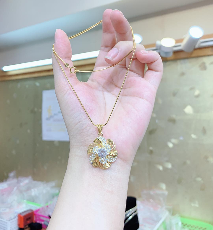 Trang sức Thu Dương: 'Thiên đường' phụ kiện trang sức nổi tiếng Hà Nội - 5