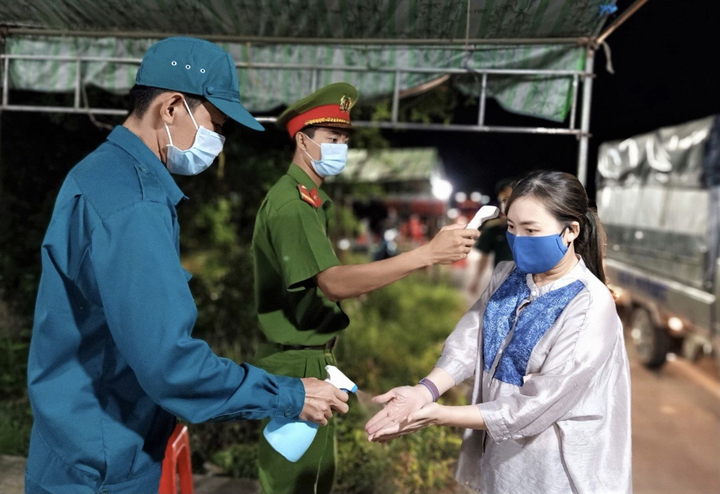 Từ 3/7, người từ vùng dịch về Bạc Liêu phải cách ly tập trung 21 ngày - 1