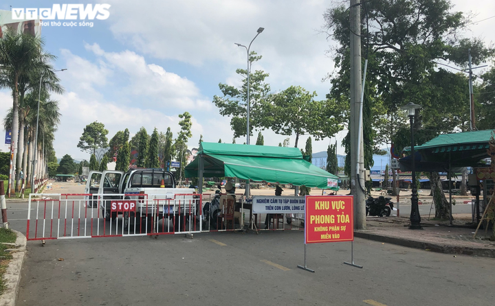 Một tiểu thương ở Bà Rịa - Vũng Tàu dương tính SASR-CoV-2 - 1