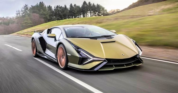 5 mẫu xe hybrid nhanh nhất - 3