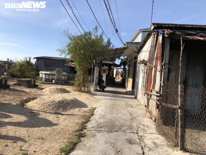 Ám ảnh ngôi làng sống chung với 'người cõi âm' ở Huế - 3