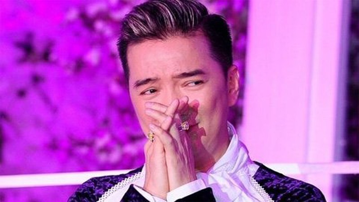 Sao Việt còng lưng trả nợ cho bố mẹ: Chạy show 'bất chấp', rửa bát thuê cũng làm - 3